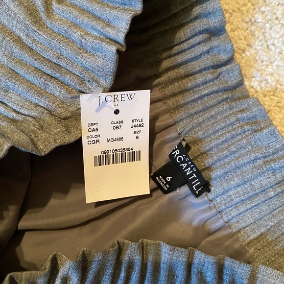 NWT J.Crew gray pull on skirt - Picture 3 of 6